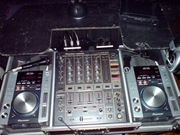 продам пару CDJ 200