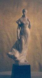 Работа известного скульптора.