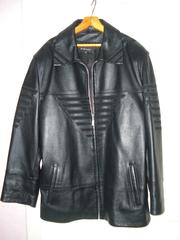 Продам кожаную куртку мужскую,  52-54