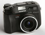 Продам фотоаппарат Olympus camedia C-5060 wide zoom