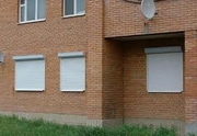 Оконные ролеты Киев, дверные роллеты Киев, установка ролетов на окна