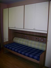 Продам итальянский шкаф,  подростковый