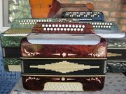  Аккордеоны, баяны, гармони