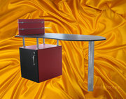 Маникюрный стол