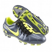 Футбольная обувь,  футбольные бутсы Adidas,  Nike,  обувь для футбола 