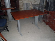 Продам офисный столы б/у