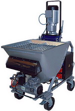 Гипсовая штукатурка машинным нанесением на потолки и стены.