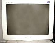 МОНИТОРЫ/ Продам дешево!