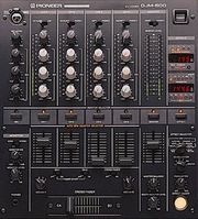Продам Pioneer DJM-500