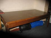 Продам стол в гостиную