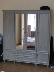 Продам 4-хстворчатый стильный шкаф 3200 грн. 