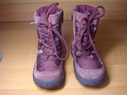 Много зимней фирменной  детской обуви от 23 до 39 размеров