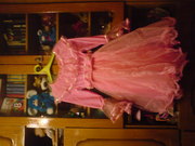 наряд снегурочки и розовое платье