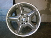 Срочно Диски R17 на Х5