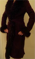 Продам натуральную дубленку цвета спелой вишни