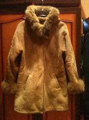 Дубленка женская, б/у.
