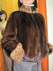 Стильная норковая шуба авто-леди.