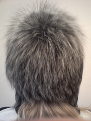 Новая шапка чернобурка навязаной основе