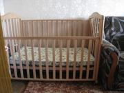 Продаю кроватку