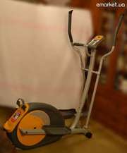 Продам тренажер орбитрек.