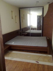 Большая двухспальная кровать