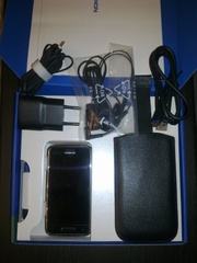 Продам Nokia C6-01 silver в идеальном состоянии