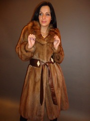 Шуба-манто с воротником из соболя Италия  - Kasta-Mexa