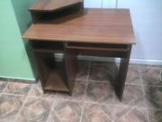 1 компьютерный стол - 150 грн.