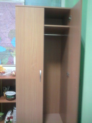 шкаф для верхней одежды - 800 грн.