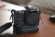 продается фотоаппарат Canon 10D (30D, 40D)