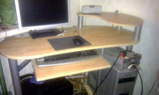 Продам компьютерный стол бу Киев.