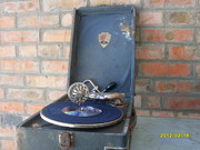 ГРАМОФОН  300 ГРИ УГОЛЬНЫЕ  УТЮГИ  10 ШТ ПО 200 ГР