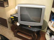 Телевизор Горизонт CTV-733 20 дюймов. + настенное крепление.