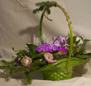 Поздравительная весенняя флористика,  посвященная празднику 8 марта