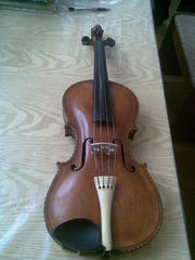 Скрипка - ручная работа.