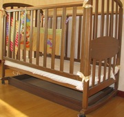 продаю ДЕТСКую КРОВАТКу,  б.у.,  с МАТРАЦЕМ,  с ящиком,  400 грн,  Киев