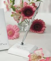 Ручка для росписи на подставке.