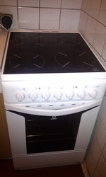 Продаётся электроплита  (с духовкой)  – INDESIT   K 3C51