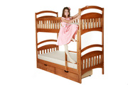Новые двухъярусные кровати из натурального дерева
