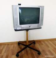 Продам Телевизор Toshiba 21D3XRT BOMBA
