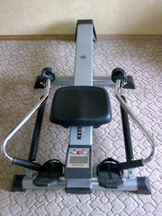 Продам тренажор гребной  KETTLER favorit
