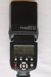 Новая Yongnuo Speedlite Yn-560 II + диффузор