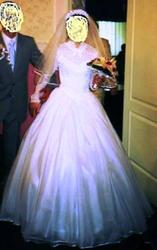 Свадебное платье классика б/у.