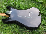 Продам FENDER Blacktop Stratocaster HH Black