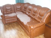 Продам угловой диван с креслом (Киев)