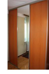 продам шкаф-купе (под потолок)