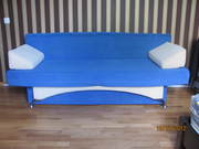 продам диван  синего цвета 