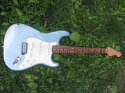 Продам Fender Standard Stratocaster 2001 Mexico