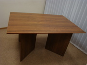 СРОЧНО ПРОДАМ офисную мебель в идеальном состоянии.