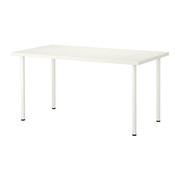 Офисные столы из IKEA,  б/у (120*60,  белый цвет,  дерево,  хорошее состоя